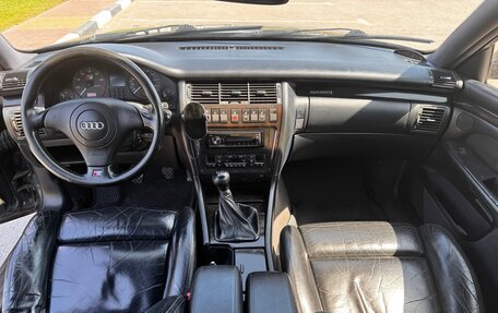 Audi S8, 1998 год, 900 000 рублей, 35 фотография