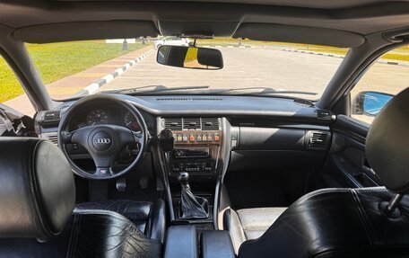 Audi S8, 1998 год, 900 000 рублей, 36 фотография