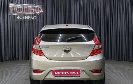 Hyundai Solaris II рестайлинг, 2013 год, 698 000 рублей, 6 фотография