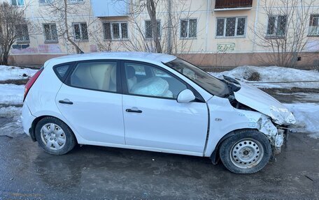Hyundai i30 I, 2010 год, 250 000 рублей, 2 фотография