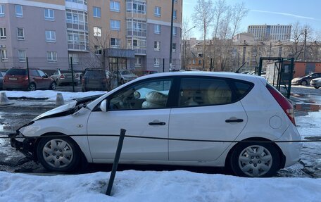 Hyundai i30 I, 2010 год, 250 000 рублей, 3 фотография
