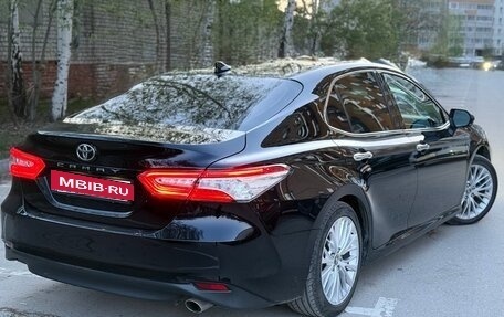 Toyota Camry, 2018 год, 2 700 000 рублей, 5 фотография