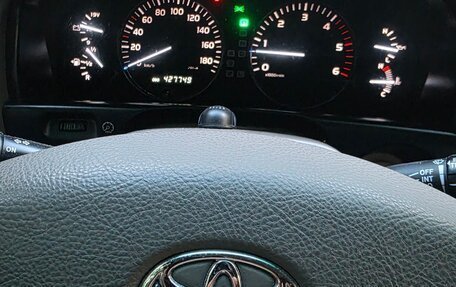 Toyota Land Cruiser 100 рестайлинг 2, 2006 год, 1 900 000 рублей, 7 фотография