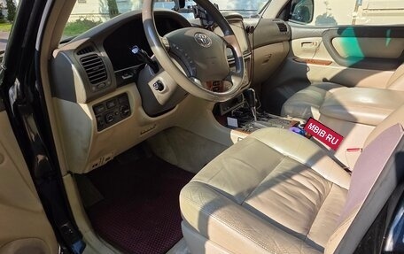 Toyota Land Cruiser 100 рестайлинг 2, 2006 год, 1 900 000 рублей, 6 фотография