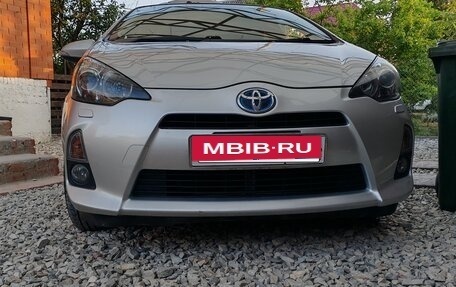Toyota Aqua I, 2012 год, 898 000 рублей, 16 фотография