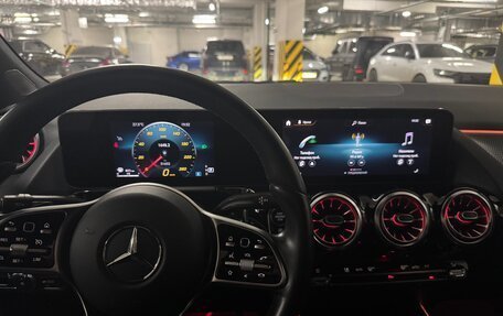 Mercedes-Benz GLA, 2021 год, 4 000 000 рублей, 12 фотография