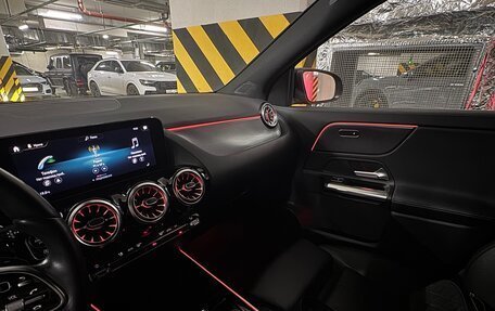 Mercedes-Benz GLA, 2021 год, 4 000 000 рублей, 11 фотография