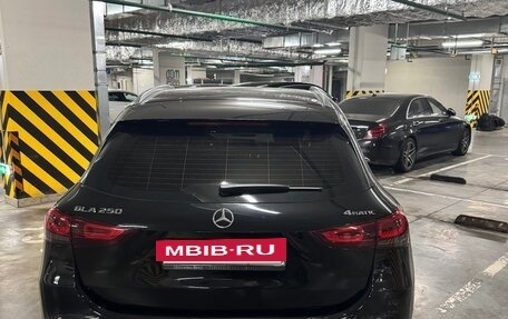 Mercedes-Benz GLA, 2021 год, 4 000 000 рублей, 5 фотография