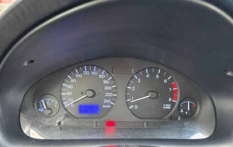 Mitsubishi Carisma I, 2003 год, 400 000 рублей, 18 фотография
