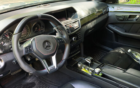Mercedes-Benz E-Класс AMG, 2010 год, 1 600 000 рублей, 3 фотография