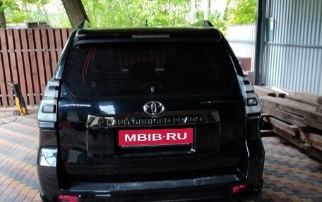 Toyota Land Cruiser Prado 150 рестайлинг 2, 2020 год, 5 999 999 рублей, 4 фотография