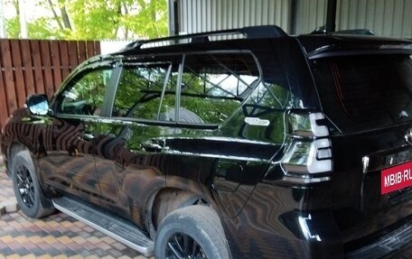 Toyota Land Cruiser Prado 150 рестайлинг 2, 2020 год, 5 999 999 рублей, 3 фотография