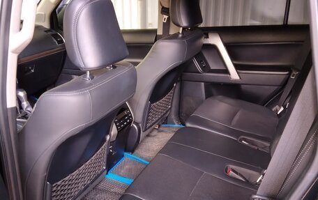 Toyota Land Cruiser Prado 150 рестайлинг 2, 2020 год, 5 999 999 рублей, 8 фотография