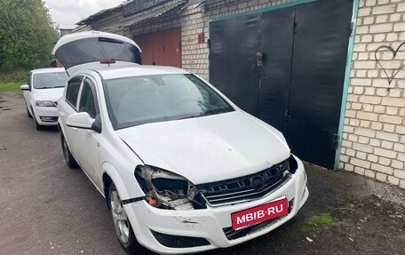 Opel Astra H, 2013 год, 380 000 рублей, 1 фотография