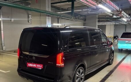 Mercedes-Benz V-Класс, 2018 год, 7 500 000 рублей, 3 фотография