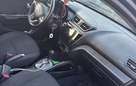 KIA Rio III рестайлинг, 2013 год, 780 000 рублей, 12 фотография