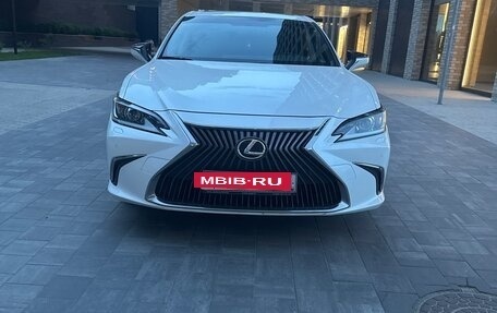 Lexus ES VII, 2019 год, 3 900 000 рублей, 2 фотография