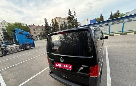 Volkswagen Transporter T6 рестайлинг, 2021 год, 4 500 000 рублей, 6 фотография