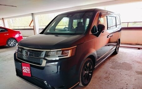 Honda Stepwgn, 2022 год, 3 200 000 рублей, 4 фотография