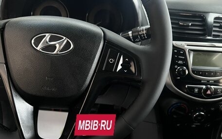 Hyundai Solaris II рестайлинг, 2013 год, 845 000 рублей, 17 фотография