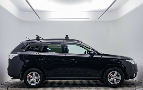 Mitsubishi Outlander III рестайлинг 3, 2013 год, 1 100 000 рублей, 6 фотография