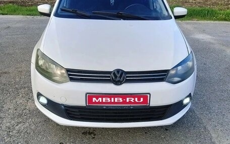 Volkswagen Polo VI (EU Market), 2012 год, 260 000 рублей, 1 фотография