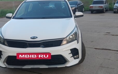 KIA Rio IV, 2021 год, 1 010 000 рублей, 4 фотография
