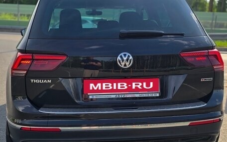 Volkswagen Tiguan II, 2018 год, 2 650 000 рублей, 4 фотография
