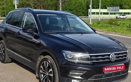 Volkswagen Tiguan II, 2018 год, 2 650 000 рублей, 3 фотография