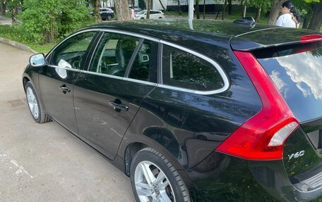 Volvo V60 I, 2011 год, 990 000 рублей, 4 фотография