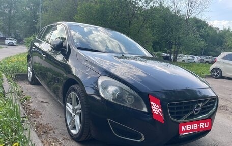 Volvo V60 I, 2011 год, 990 000 рублей, 2 фотография