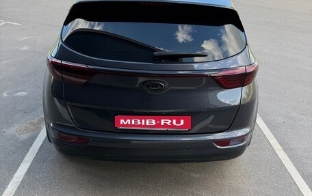 KIA Sportage IV рестайлинг, 2017 год, 2 100 000 рублей, 2 фотография