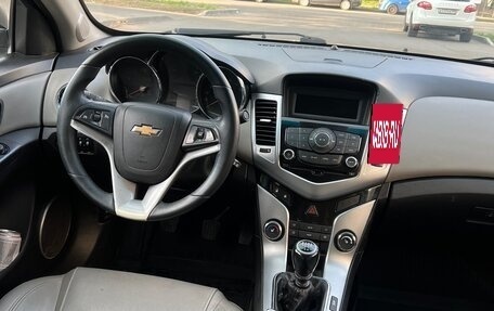 Chevrolet Cruze II, 2012 год, 530 000 рублей, 8 фотография