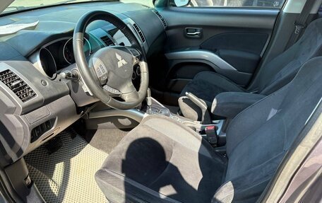 Mitsubishi Outlander III рестайлинг 3, 2008 год, 925 000 рублей, 7 фотография