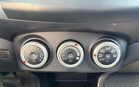 Mitsubishi Outlander III рестайлинг 3, 2008 год, 925 000 рублей, 13 фотография
