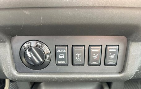 Nissan Navara (Frontier), 2008 год, 888 000 рублей, 10 фотография