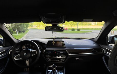BMW 5 серия, 2017 год, 3 370 000 рублей, 9 фотография