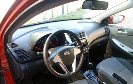 Hyundai Solaris II рестайлинг, 2011 год, 830 000 рублей, 9 фотография