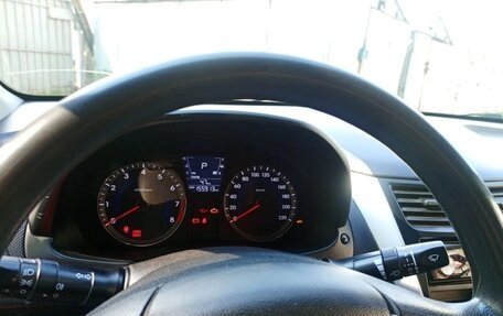 Hyundai Solaris II рестайлинг, 2011 год, 830 000 рублей, 13 фотография