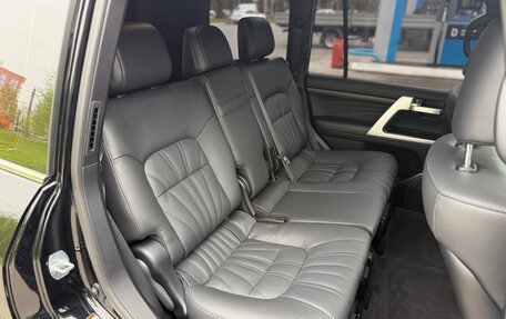Toyota Land Cruiser 200, 2021 год, 9 985 000 рублей, 14 фотография
