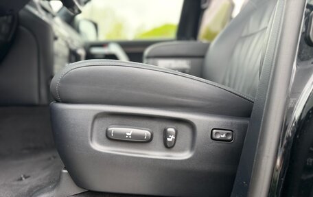 Toyota Land Cruiser 200, 2021 год, 9 985 000 рублей, 10 фотография