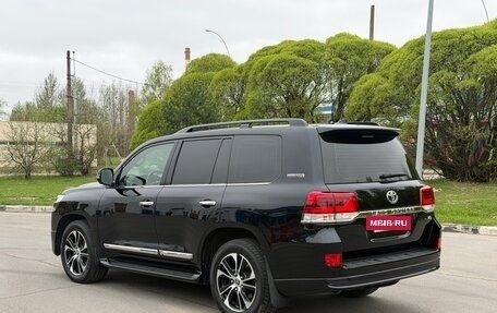 Toyota Land Cruiser 200, 2021 год, 9 985 000 рублей, 4 фотография