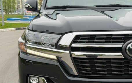 Toyota Land Cruiser 200, 2021 год, 9 985 000 рублей, 32 фотография