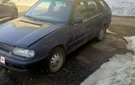 Skoda Felicia I рестайлинг, 1997 год, 100 000 рублей, 2 фотография