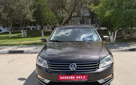 Volkswagen Passat B7, 2011 год, 1 200 000 рублей, 1 фотография