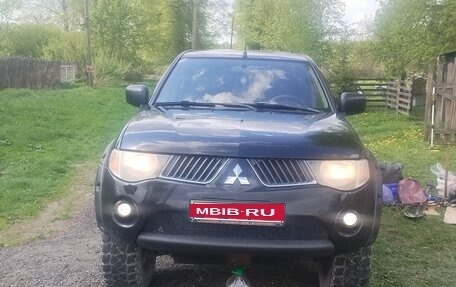 Mitsubishi L200 IV рестайлинг, 2008 год, 1 500 000 рублей, 1 фотография