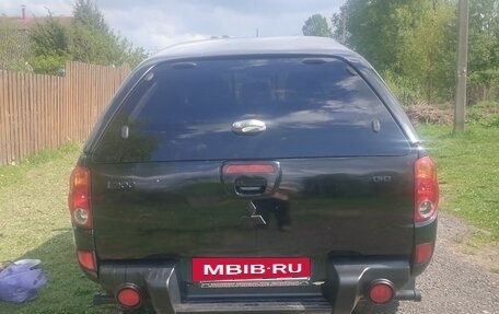 Mitsubishi L200 IV рестайлинг, 2008 год, 1 500 000 рублей, 8 фотография