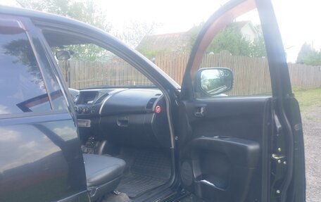 Mitsubishi L200 IV рестайлинг, 2008 год, 1 500 000 рублей, 24 фотография