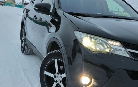 Toyota RAV4, 2014 год, 2 280 000 рублей, 2 фотография