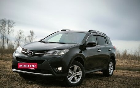 Toyota RAV4, 2014 год, 2 280 000 рублей, 10 фотография